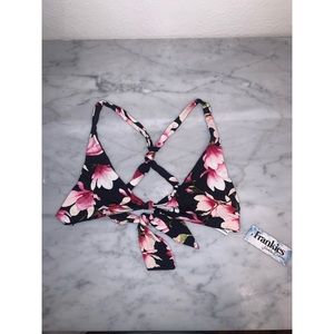 New Frankies Bikinis Malibu Top Black Lotus